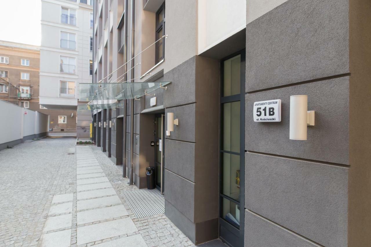 Goldeneye Apartment Center Wrocław Eksteriør bilde